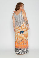 Vestido plus size longo com fendas