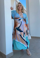 Vestido plus size longo decote em V
