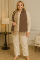 Pashimina Marrom com Estampa Geométrica e Franjas – Sofisticação e Conforto Atemporal