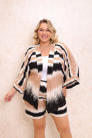 Conjunto Plus size Chic Shorts e Kimono