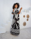 Vestido Preto e Branco Plus Size Chic aberto Andreza