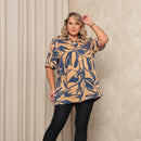 Camisa plus size estampada bege e azul