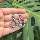 Brinco Gota Elegance Quartzo Rosa – Delicadeza e Sofisticação