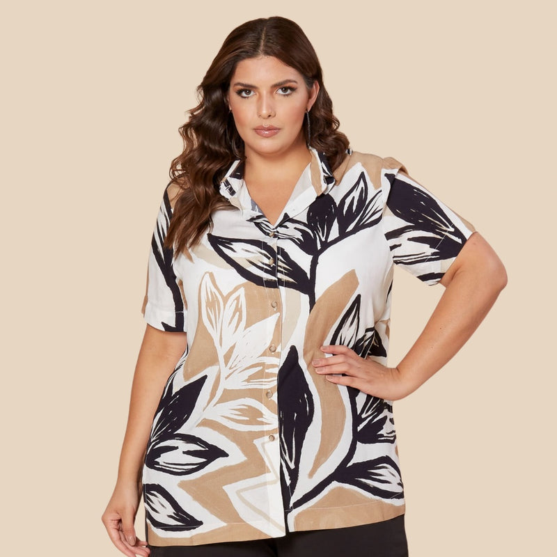 Camisa estampada plus size feminino