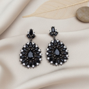 Brinco Preto Luxuoso – Elegância e Sofisticação