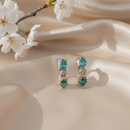 Brinco Trio de Pedras Verdes e Cristal – Banho Prateado