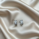 Brinco Prata com Micro Zircônias – Elegante