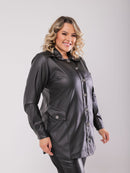 Camisa manga longa plus size preta em couro Sintético