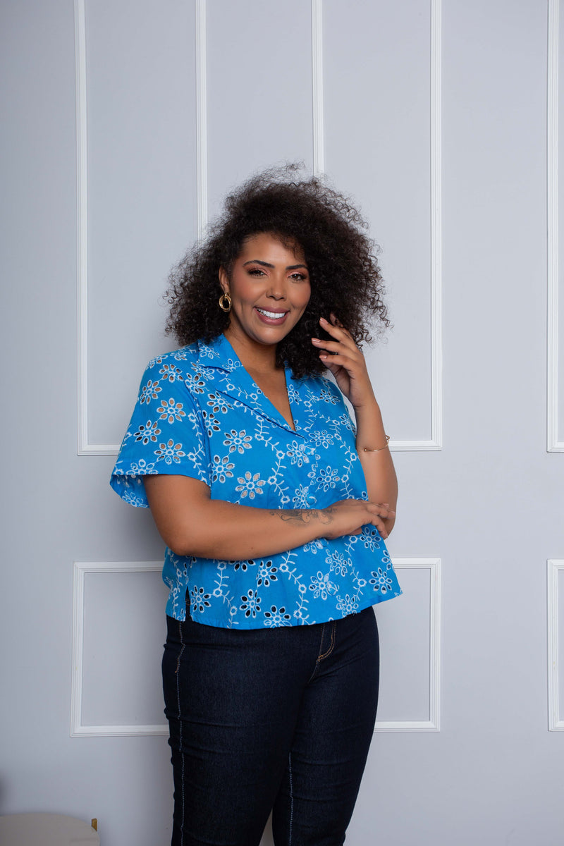 Camisa Cropped Laíse Plus size Azul Royal Claro