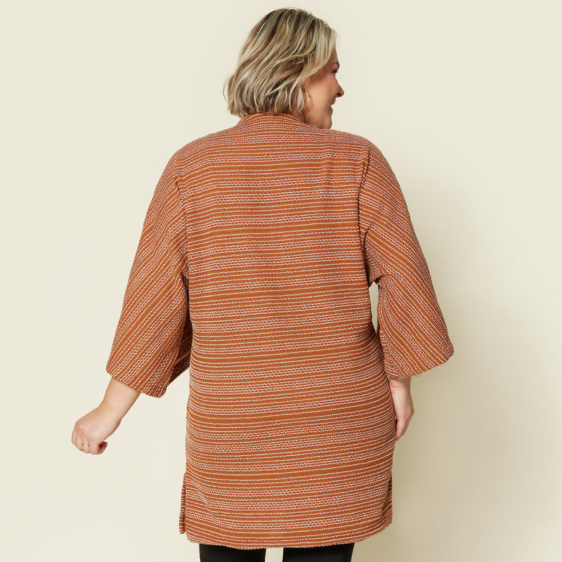 Kimono Alongado em Malha de Tricô com Cinto – Plus Size