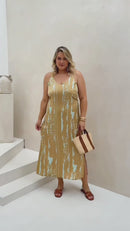 Vestido longo dourado Chic Feminino Mariana